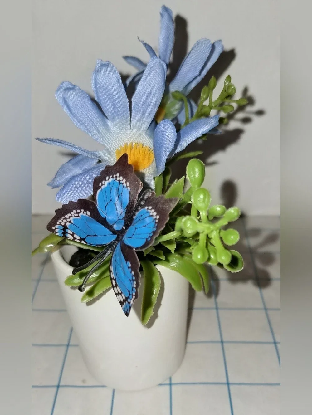 FREE with PURCHASE FAUX (FLORAL) ARRANGEMENT